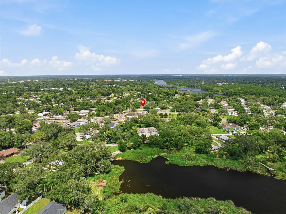4015 RIVER HILLS DRIVE Tampa, FL 33617