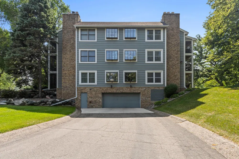 3000 Saint Albans Mill Road #103 Hopkins, MN 55305