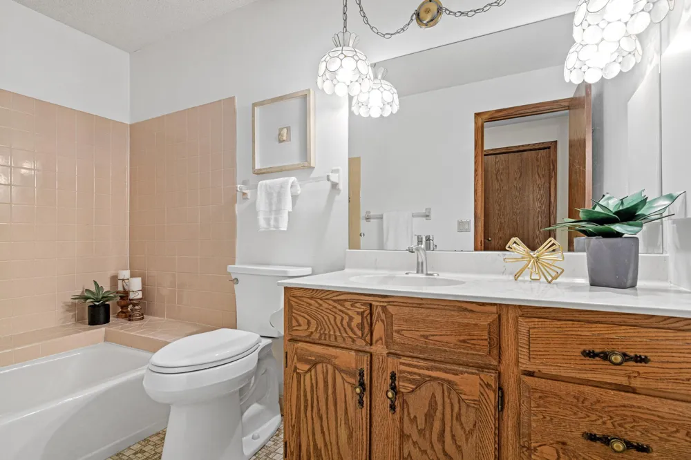 3000 Saint Albans Mill Road #103 Hopkins, MN 55305