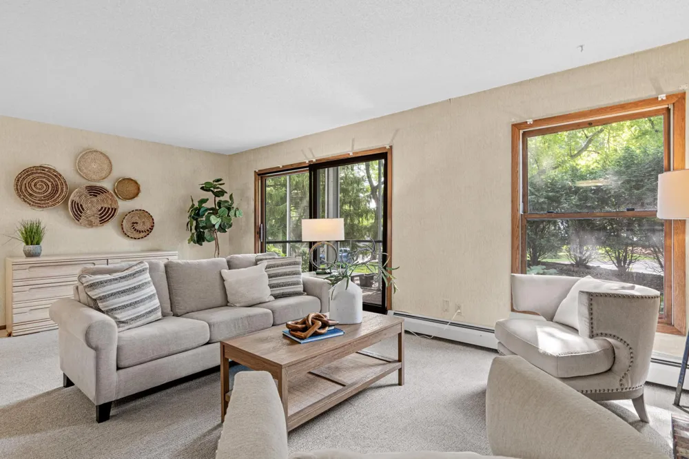 3000 Saint Albans Mill Road #103 Hopkins, MN 55305