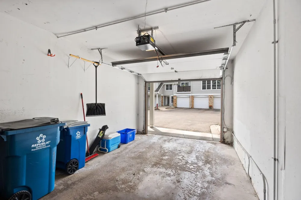 6010 Chasewood Parkway #205 Minnetonka, MN 55343