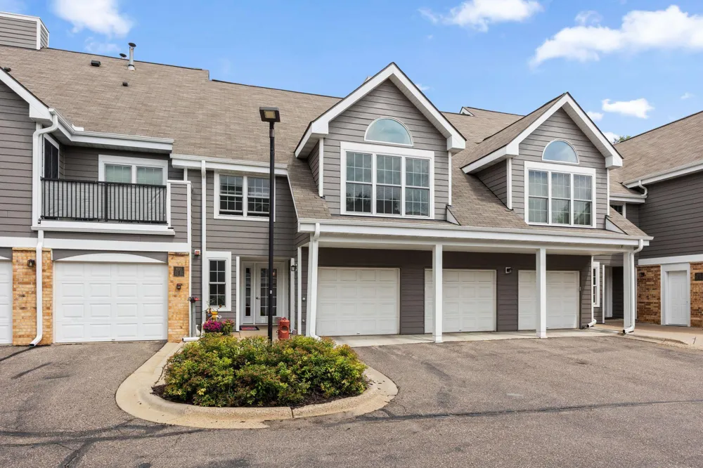 6010 Chasewood Parkway #205 Minnetonka, MN 55343