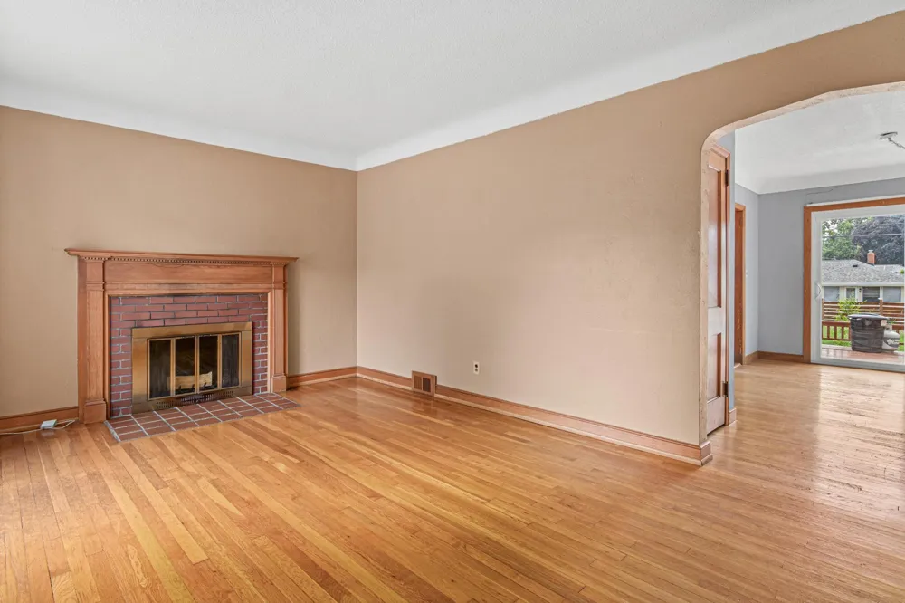 1639 Chamber Street Saint Paul, MN 55106