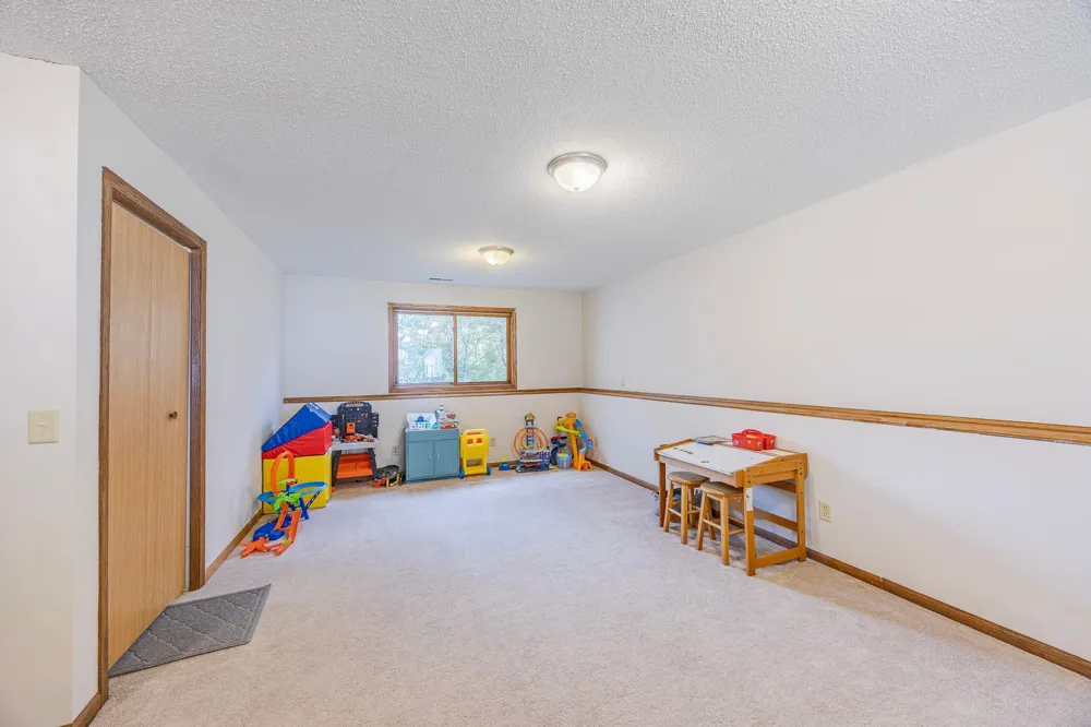 3665 James Court Hastings, MN 55033