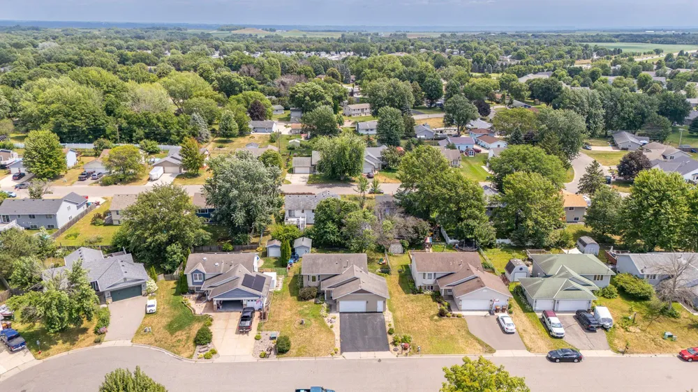 3665 James Court Hastings, MN 55033