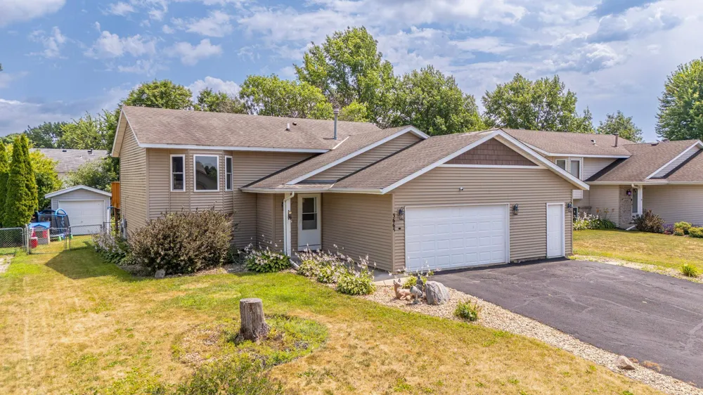 3665 James Court Hastings, MN 55033