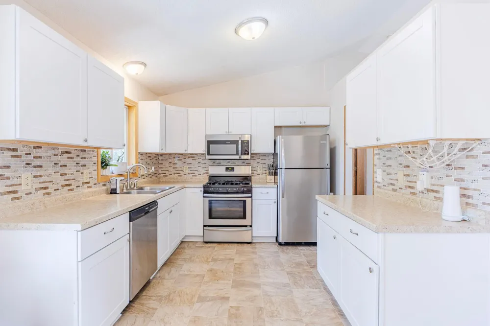 3665 James Court Hastings, MN 55033
