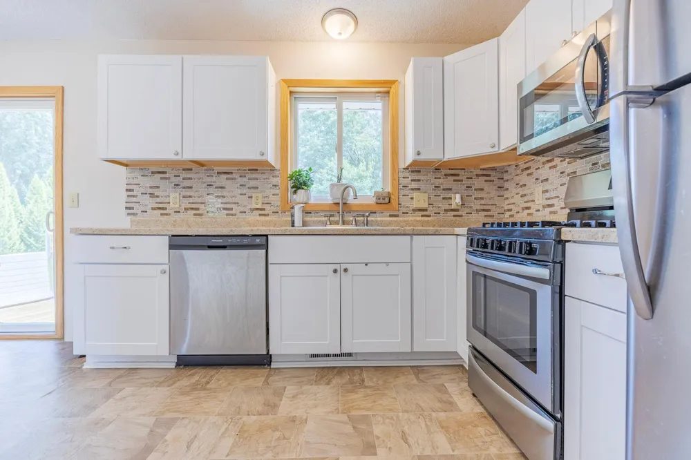 3665 James Court Hastings, MN 55033