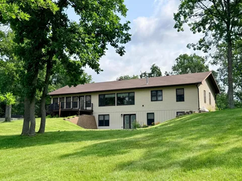 2397 SE Norway Bluff Drive SE