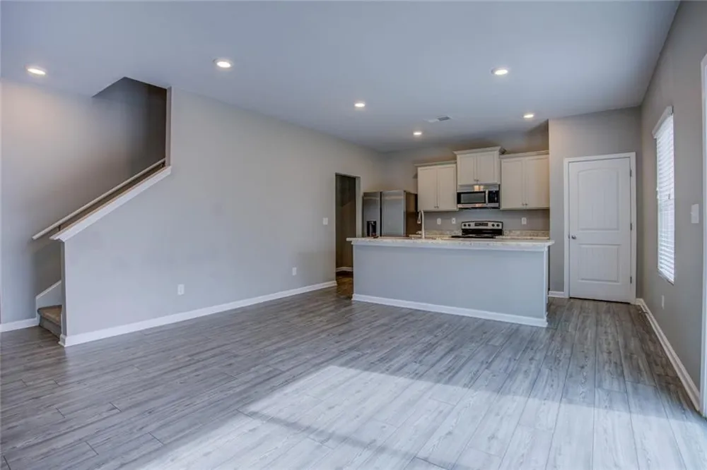 2502 Fraggle Roc Conyers, GA 30012