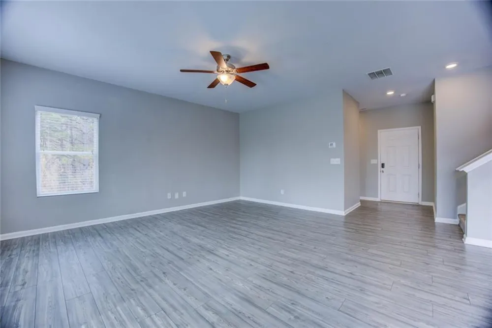 2502 Fraggle Roc Conyers, GA 30012