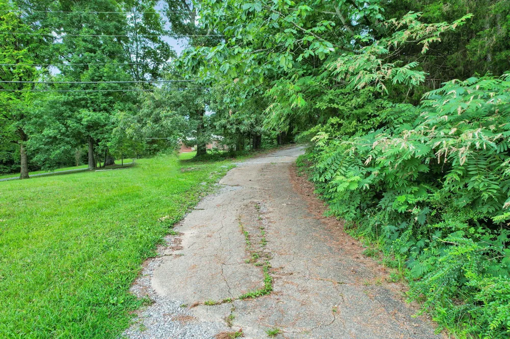 4500 Waterlevel Highway Cleveland, TN 37323