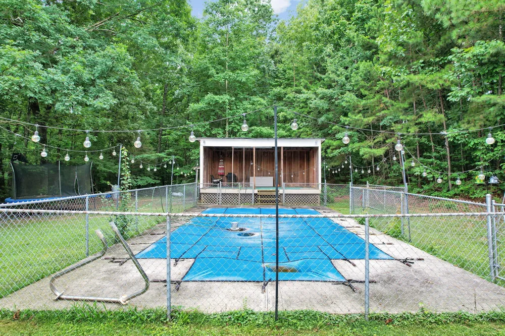 4500 Waterlevel Highway Cleveland, TN 37323