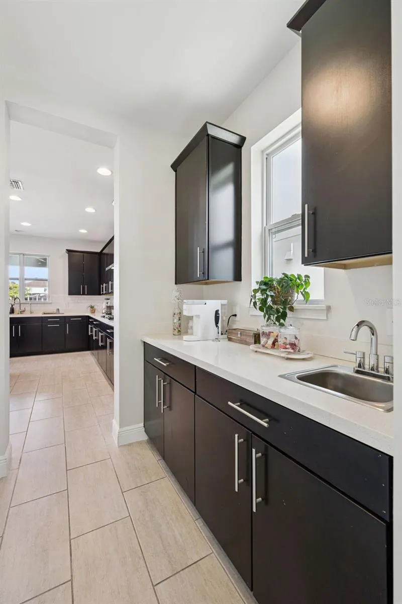 7211 STILL POND LANE Windermere, FL 34786