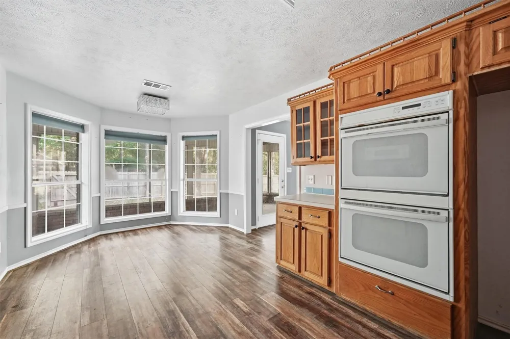 6 Lost Forest Trinity, TX 75862