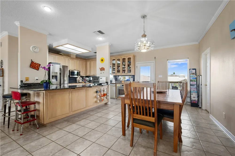 130 Bay Harbor Drive #4 Aransas Pass, TX 78336