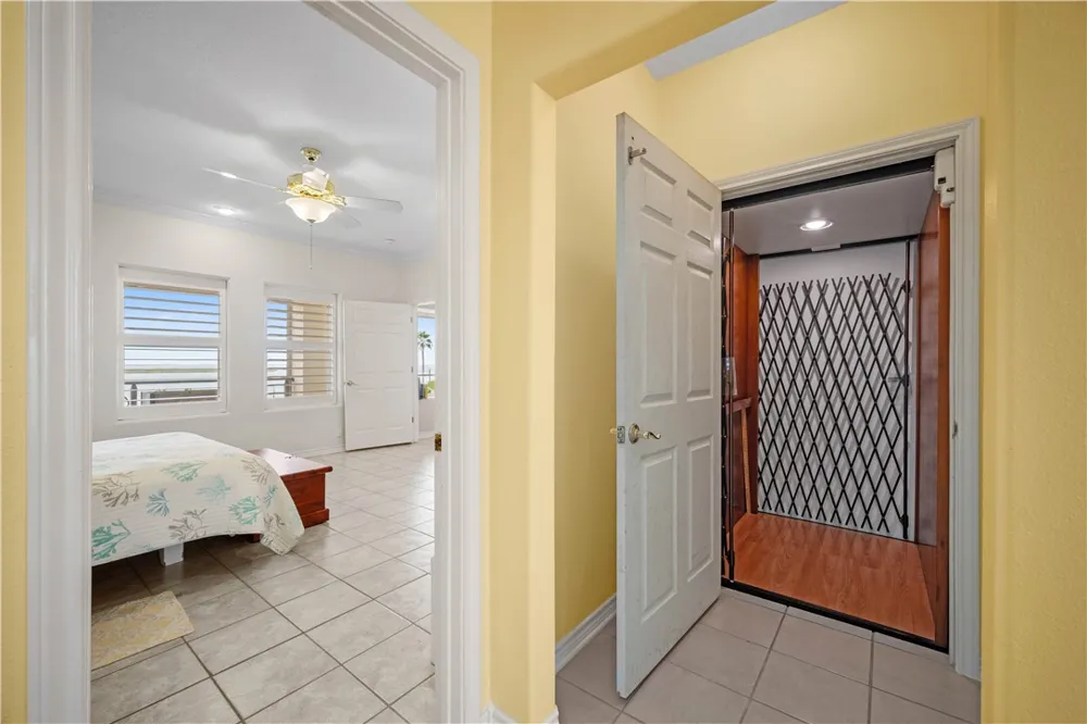 130 Bay Harbor Drive #4 Aransas Pass, TX 78336