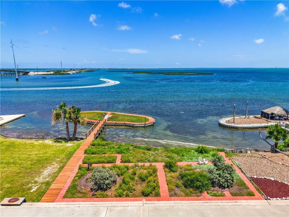 130 Bay Harbor Drive #4 Aransas Pass, TX 78336