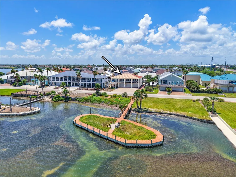 130 Bay Harbor Drive #4 Aransas Pass, TX 78336