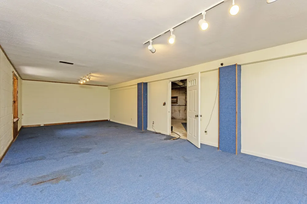 165 Paglen Ridge Drive Pikeville, TN 37367