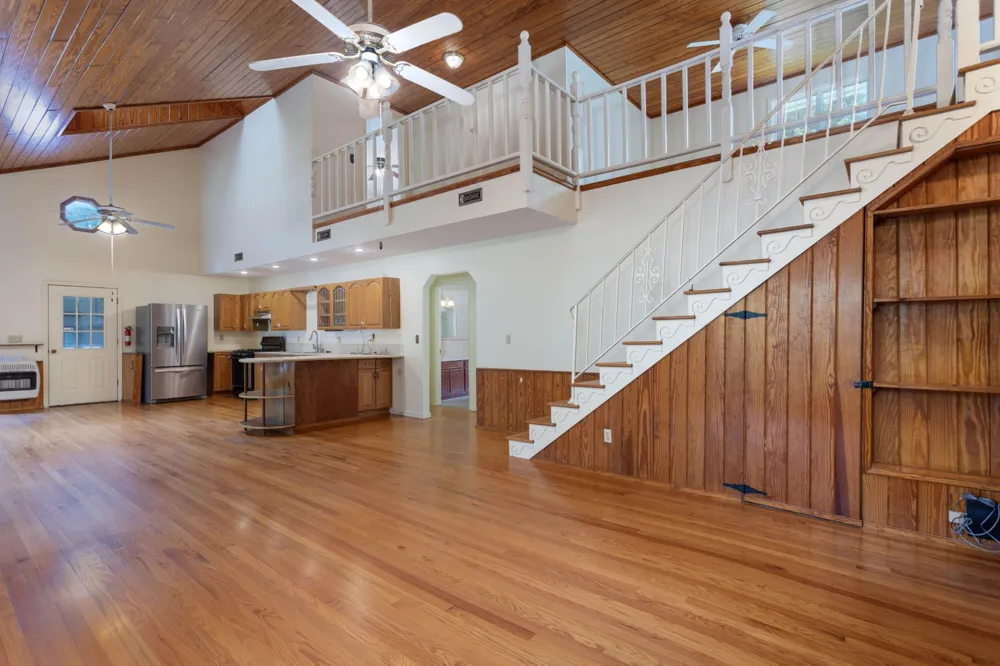 165 Paglen Ridge Drive Pikeville, TN 37367