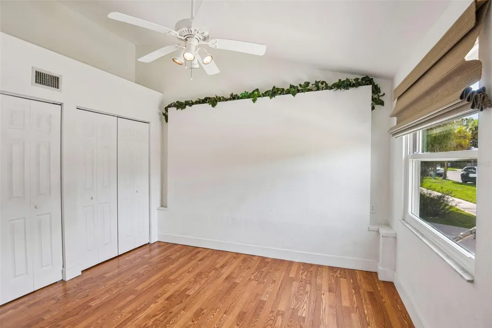 5731 28TH AVENUE S Gulfport, FL 33707
