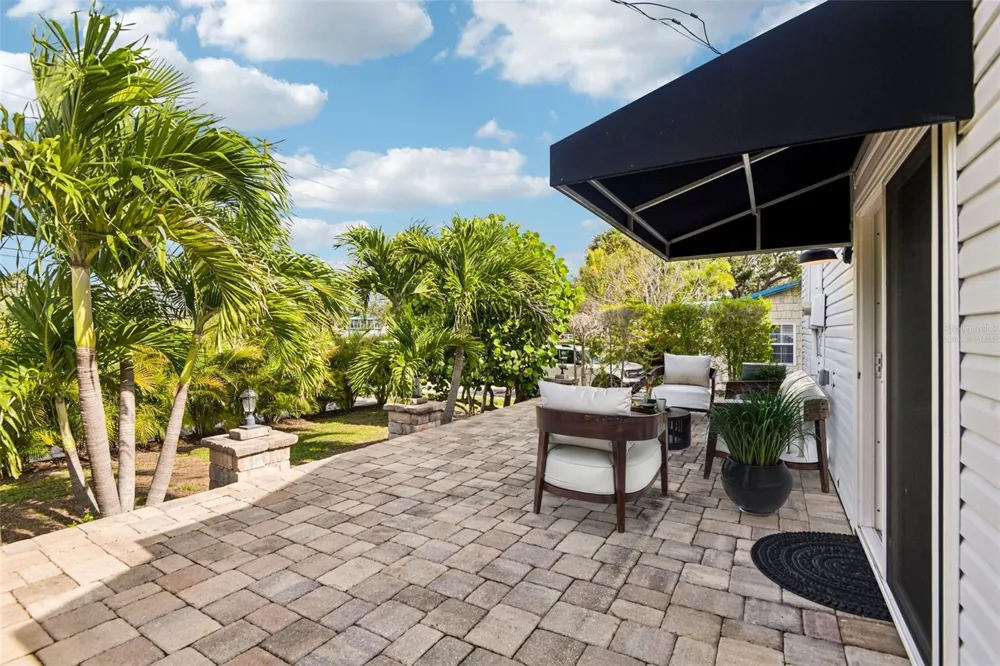 5731 28TH AVENUE S Gulfport, FL 33707