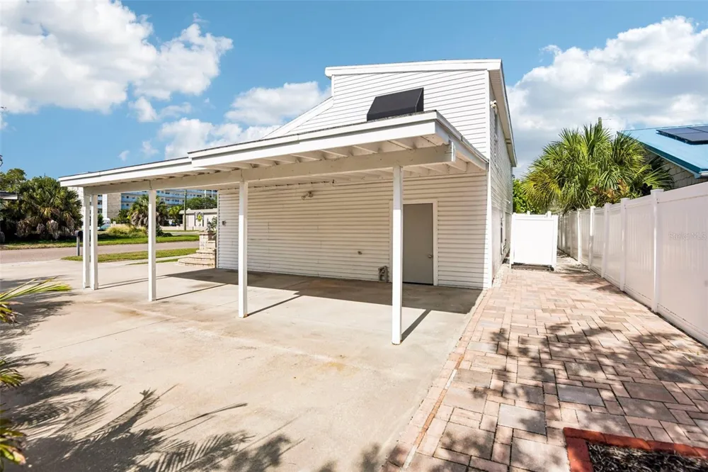 5731 28TH AVENUE S Gulfport, FL 33707