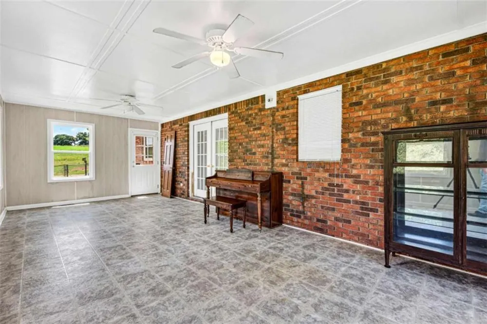 114 Marlow Road Maysville, GA 30558