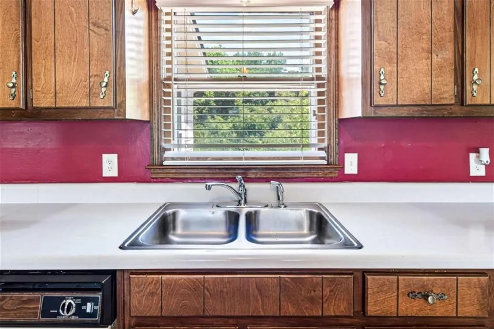 114 Marlow Road Maysville, GA 30558