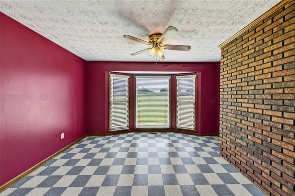 114 Marlow Road Maysville, GA 30558