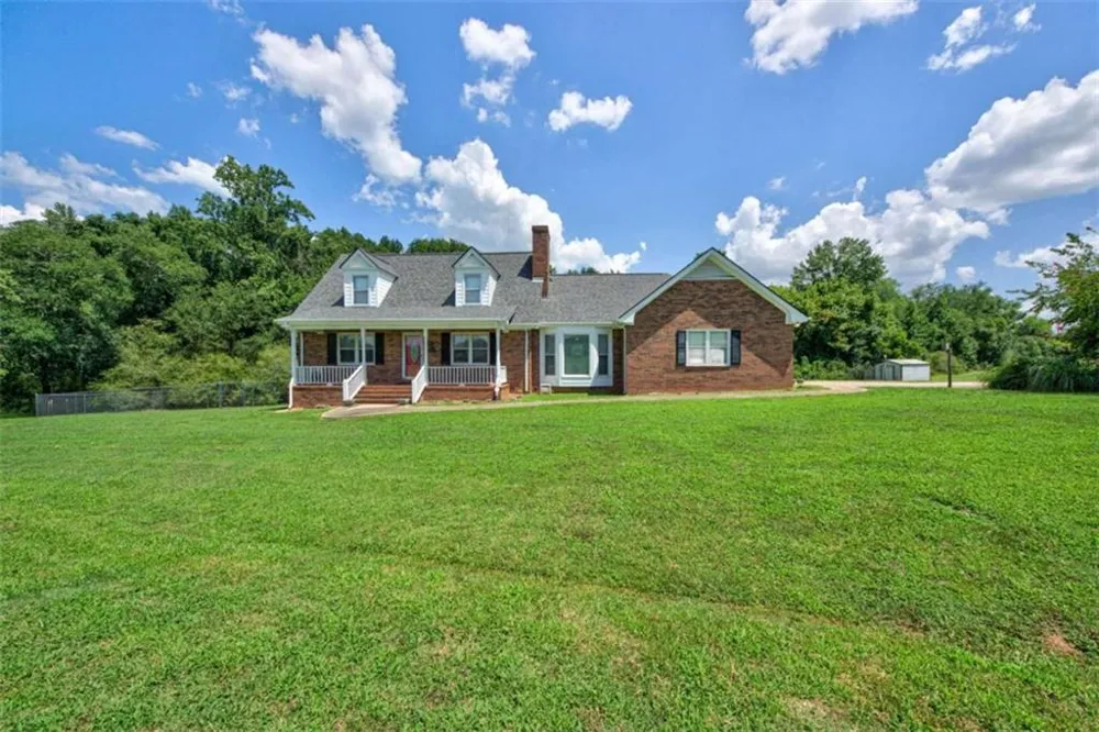 114 Marlow Road Maysville, GA 30558