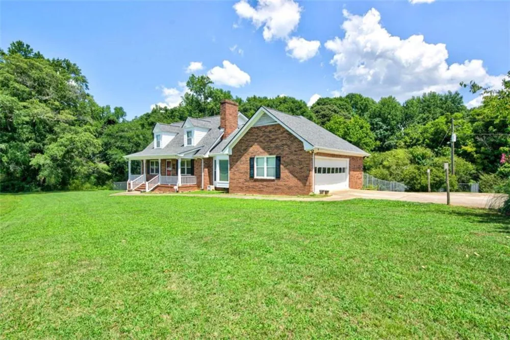 114 Marlow Road Maysville, GA 30558