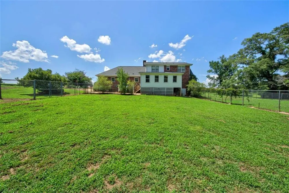 114 Marlow Road Maysville, GA 30558