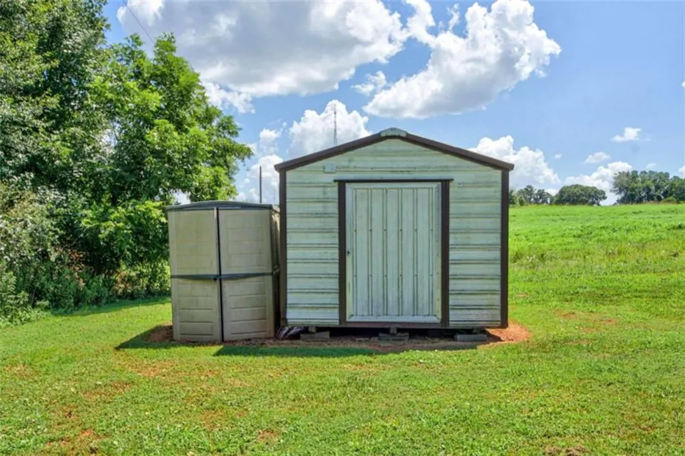 114 Marlow Road Maysville, GA 30558