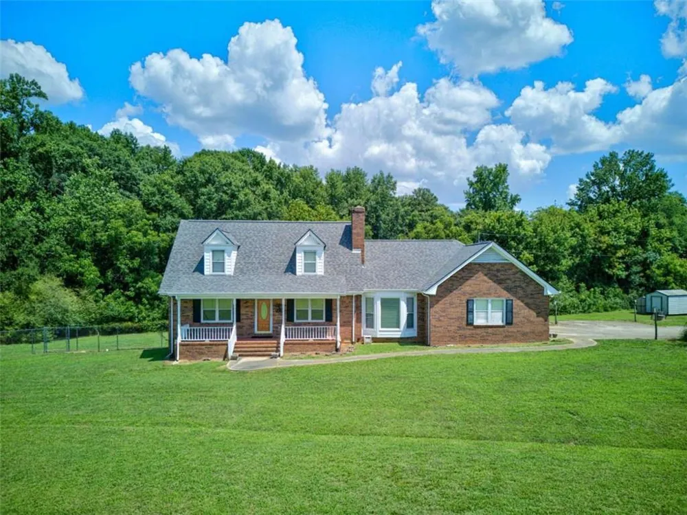 114 Marlow Road Maysville, GA 30558
