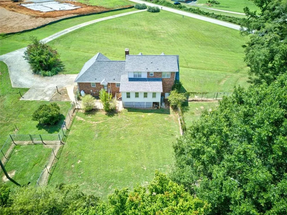 114 Marlow Road Maysville, GA 30558