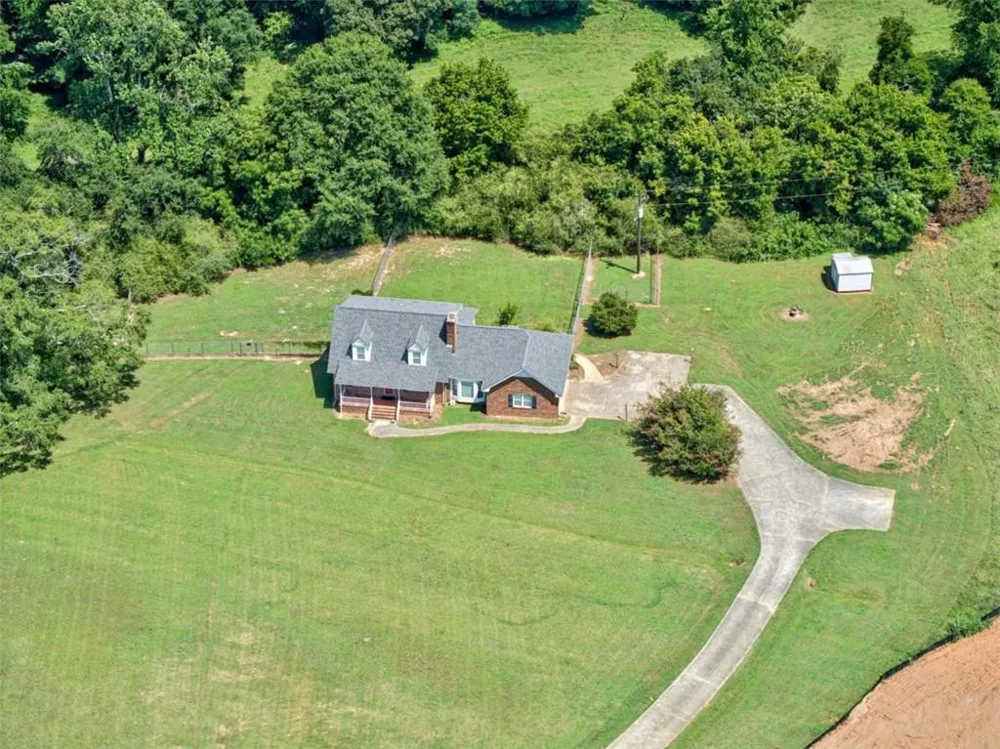 114 Marlow Road Maysville, GA 30558