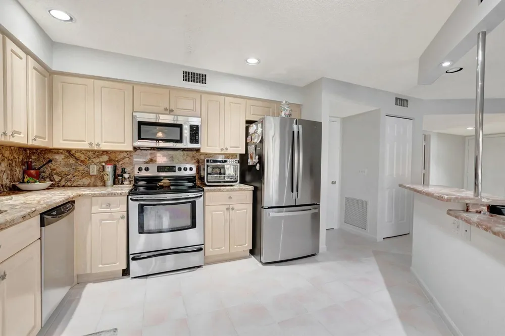 5731 Coach House Circle #A Boca Raton, FL 33486