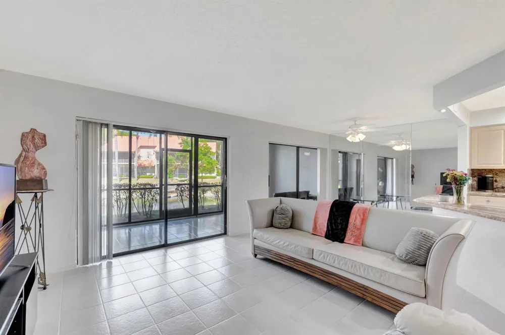 5731 Coach House Circle #A Boca Raton, FL 33486