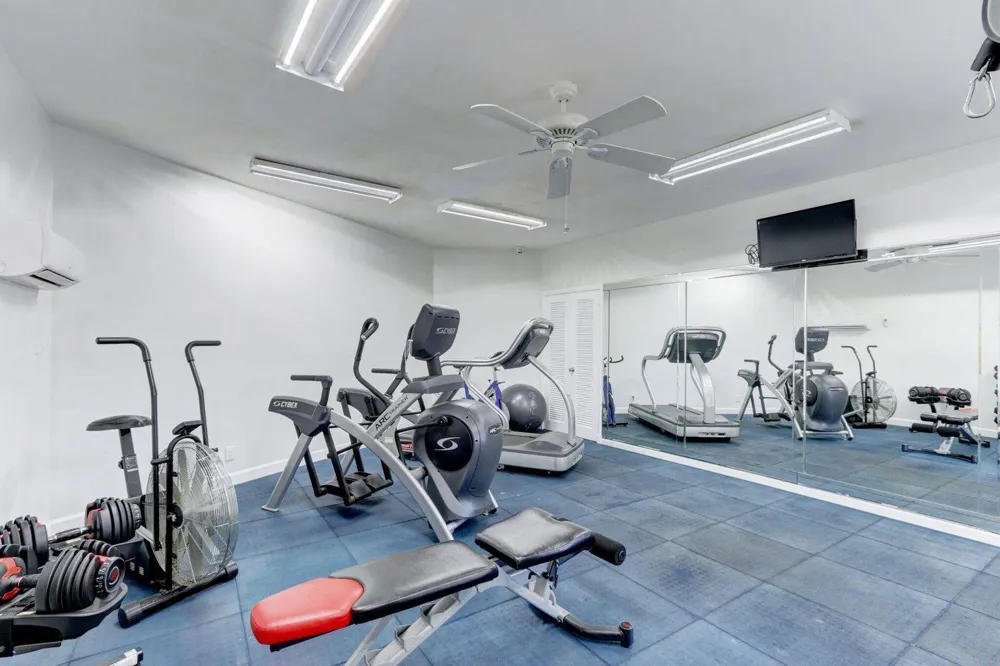 5480 Ocean Drive #B1a Singer Island, FL 33404