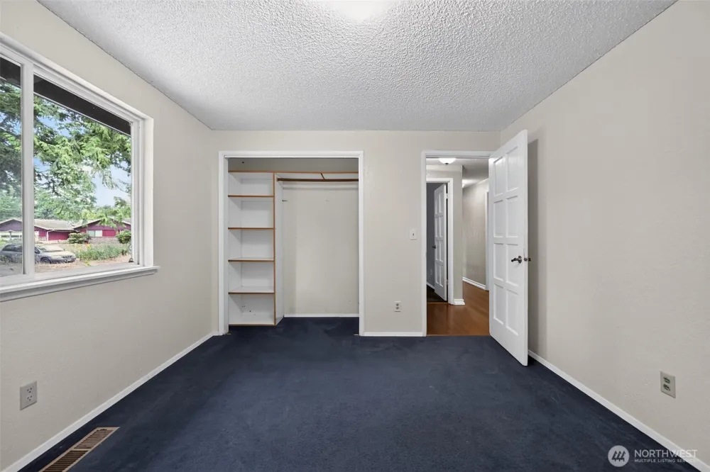 43729 284th Avenue SE Enumclaw, WA 98022