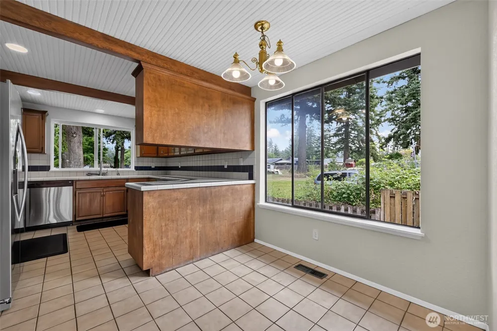 43729 284th Avenue SE Enumclaw, WA 98022
