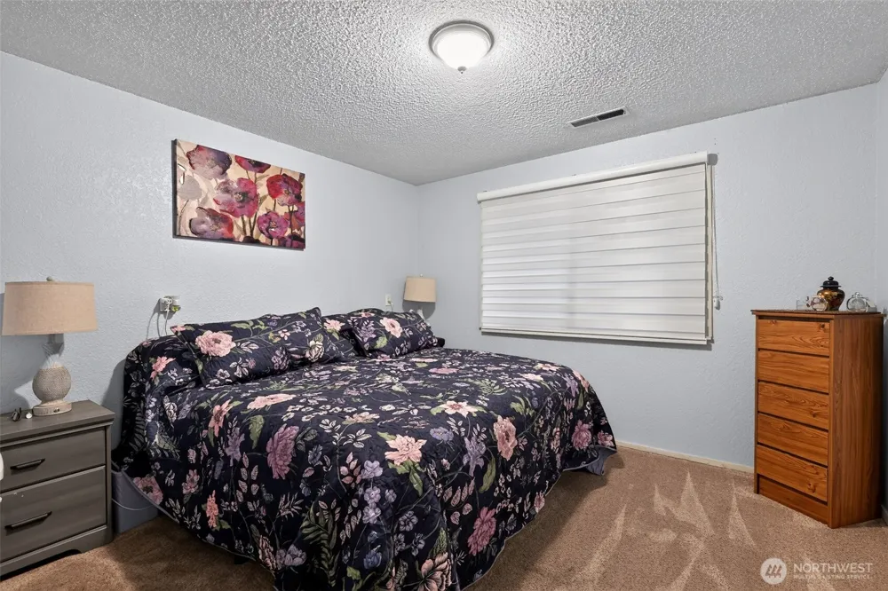 43729 284th Avenue SE Enumclaw, WA 98022