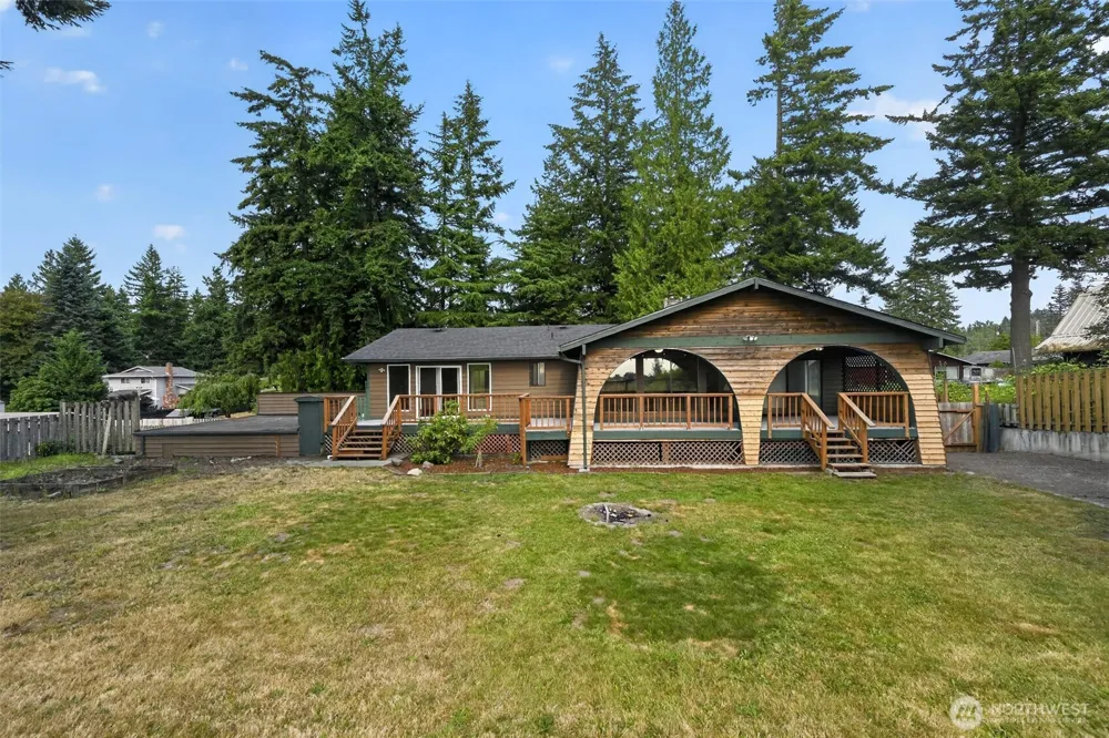 43729 284th Avenue SE Enumclaw, WA 98022