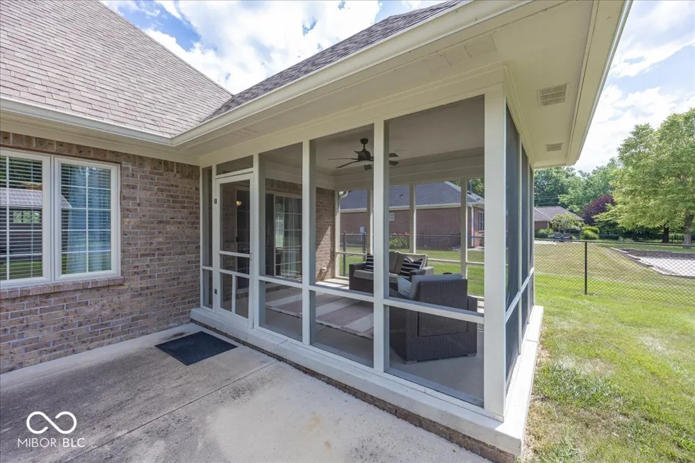 7082 Bitternut Lane Plainfield, IN 46168