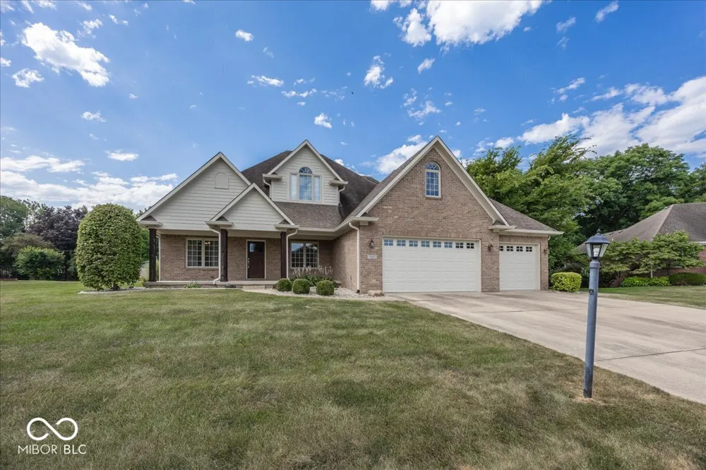7082 Bitternut Lane Plainfield, IN 46168