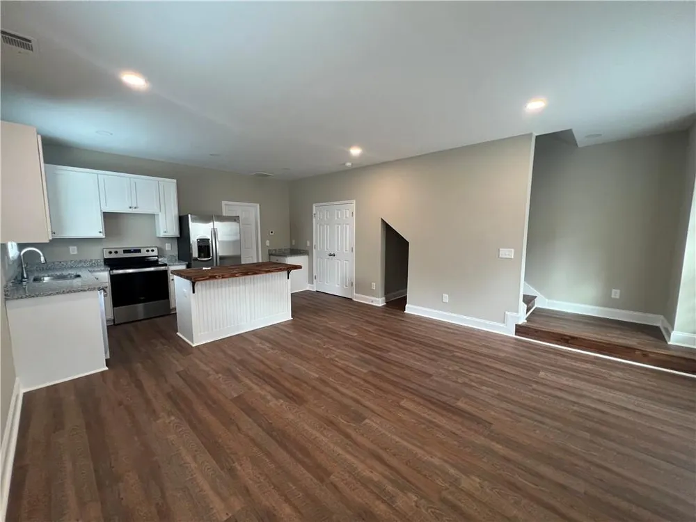 1027 Park Hill Drive Gainesville, GA 30501