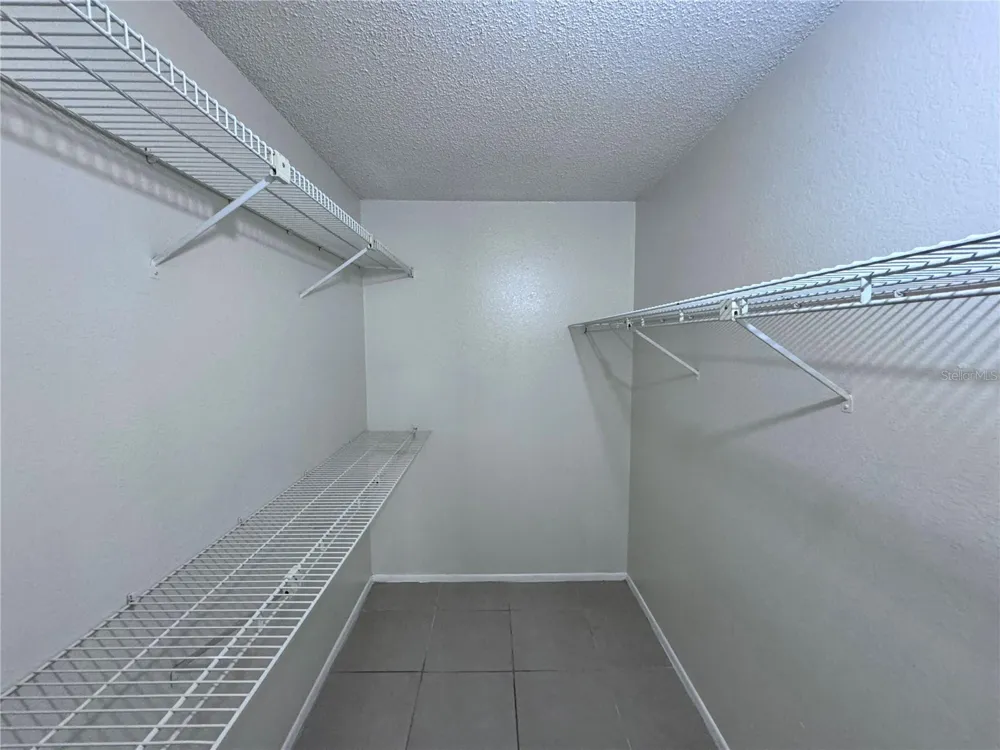 629 DORY LANE #202 Altamonte Springs, FL 32714