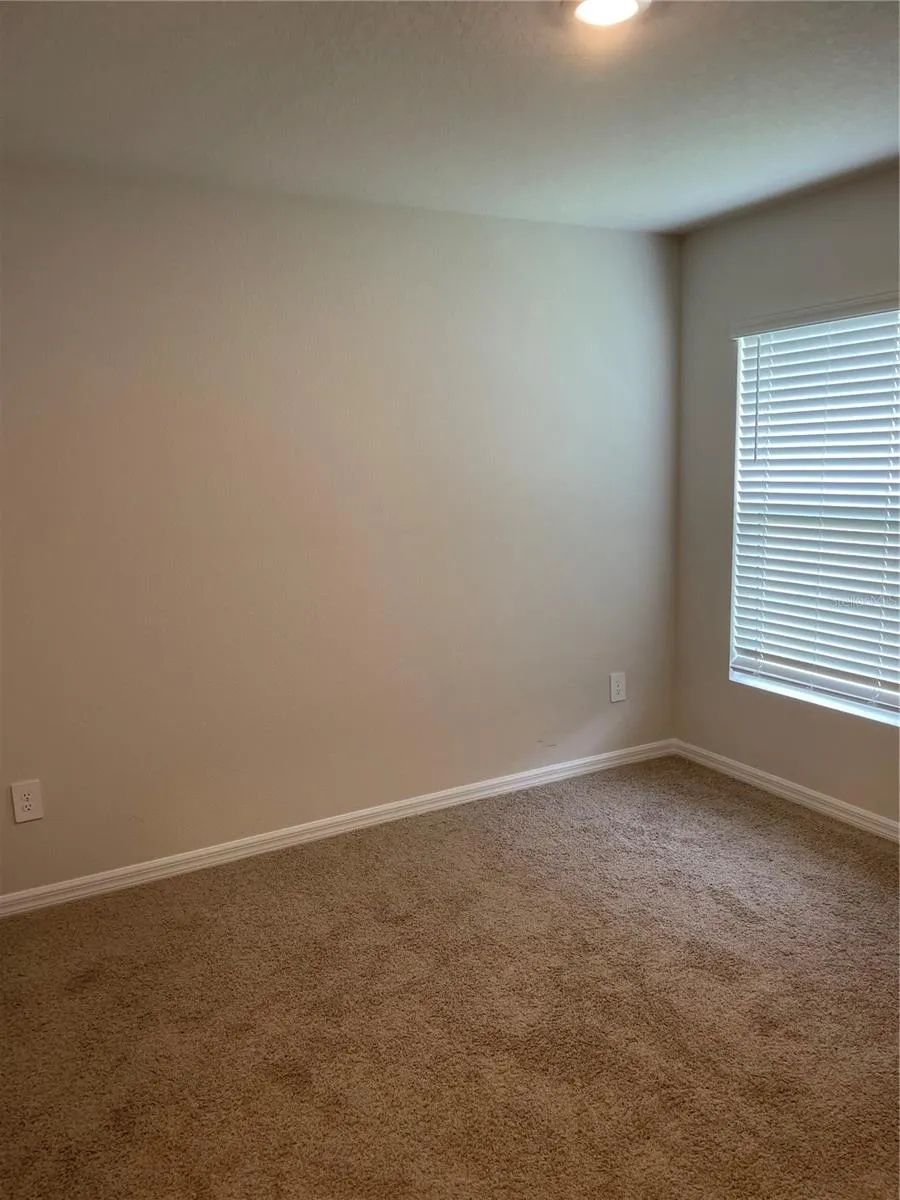 10650 HIDDEN BANKS GLEN Parrish, FL 34219